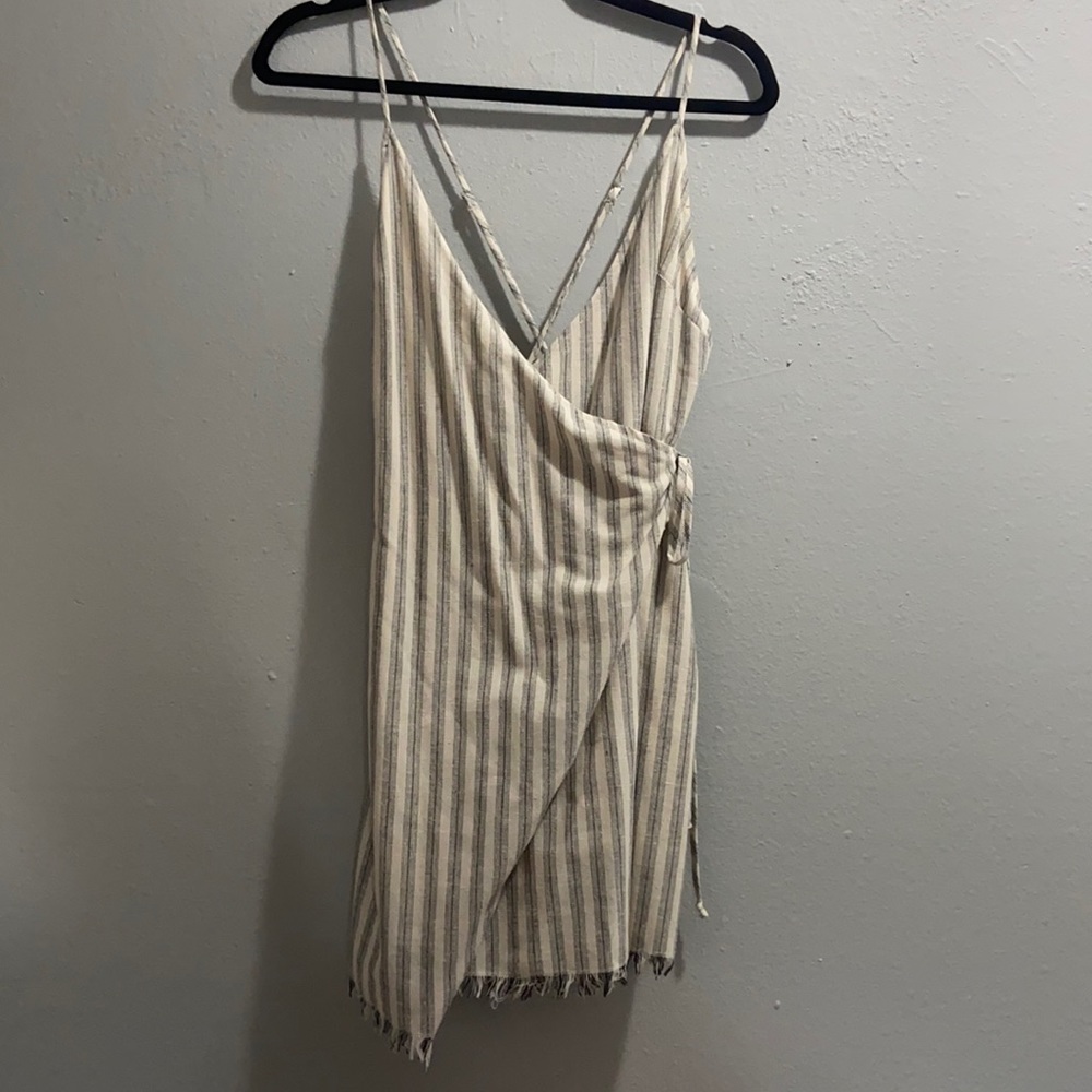 Wrap dress perfect for summer!